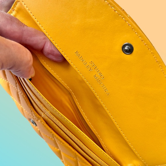 Badgley Mischka Yellow Long Snap Closure Quilted Wallet Card Holder NWT - Picture 8 of 11